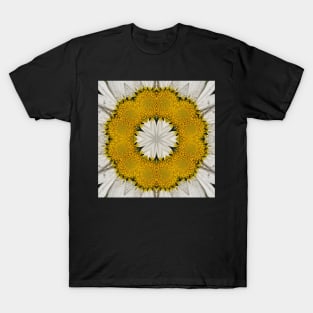 Abstract pattern with a daisy T-Shirt